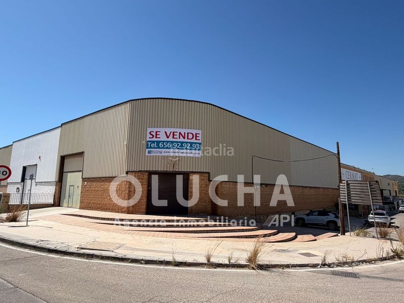 Foto 991ff69d-f92b-4a7c-ba92-fc0ff455e0fb. Nau industrial a Onda