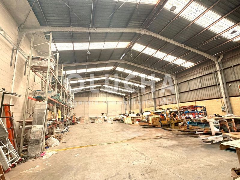 Foto cde625b6-6e2e-4a66-8236-975c0637f4ec. Nau industrial a Onda