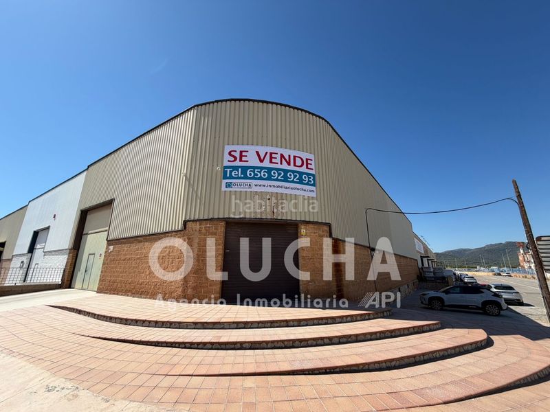 Foto d4fc77f8-0c66-4020-ba7e-59067f77cded. Nau industrial a Onda