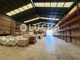 Miete Fabrikhalle in Onda. Nave industrial en alquiler en onda.
