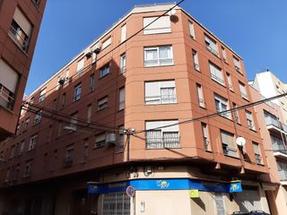 Piso en Onda. Piso con 4 habitaciones con ascensor