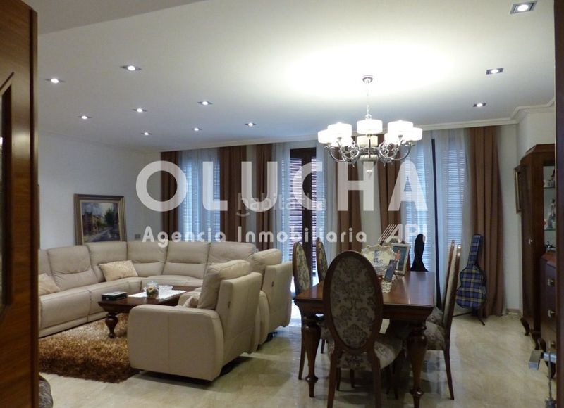 Foto ef26a7fc-e4ef-4ead-9023-8560790dec2a. Casa amb aparcament a Centro Villarreal / Vila - real