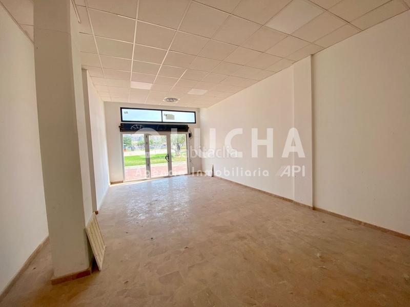 Foto 51dabc94-612c-4655-868b-8d14955adc55. Location local commercial dans Onda