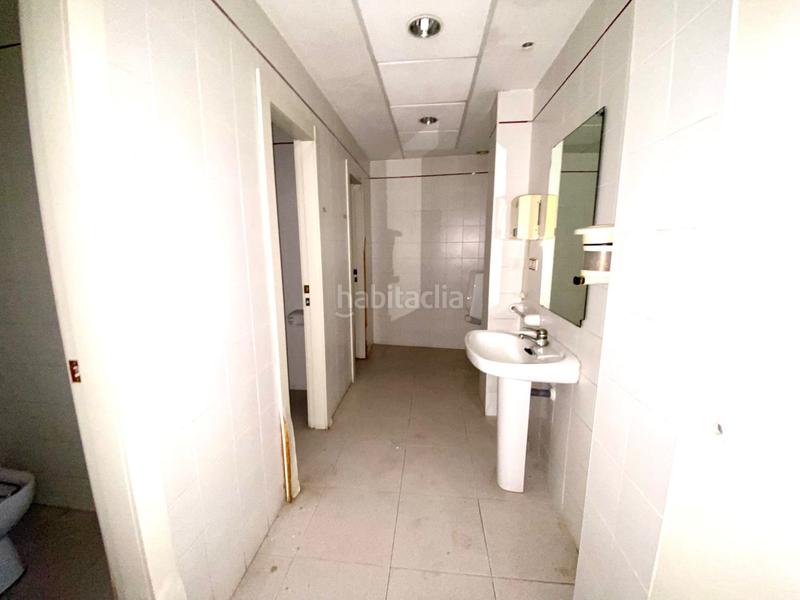 Foto 5211460a-f17a-4ec5-9066-342e92265390. Local comercial local com. en venta en centro. en Vall d´Uixó (la)