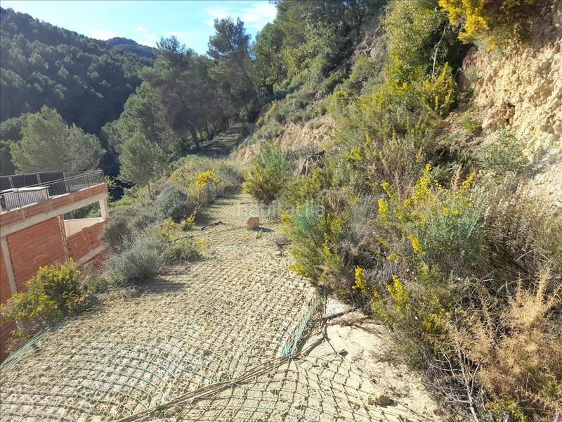 Foto c85ae5ac-8860-4f1f-9cd8-79e0fd241947. Terreno residencial solar en venta s . en Suera