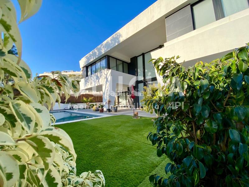 Foto 9d2836b9-763e-4dec-bf0b-9eee378a46da. Chalet  en venta en benicasim benicassim, 5 dormitorios. en Benicasim / Benicàssim