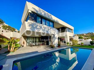 Xalet a Voramar. Chalet en venta en benicasim  benicassim, 5 dormitorios.