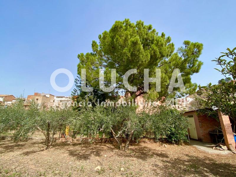 Foto 34590325-4d19-46f8-85af-8a972e3cb964. House with parking in Onda