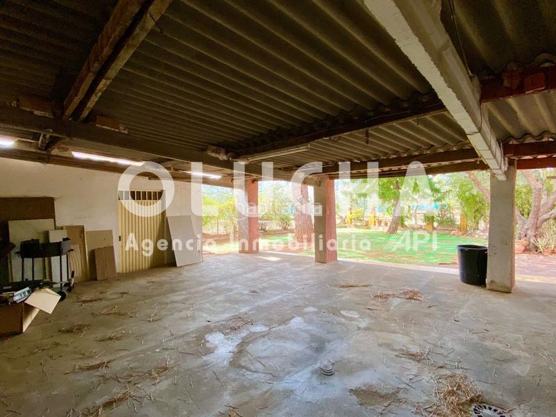 Foto 858db087-454c-4659-8104-fe9b6d652005. House with parking in Onda