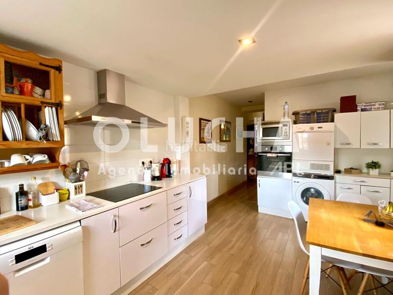 Foto c495e173-7ff1-48d7-84af-6e82b7e9c11d. House with parking in Onda