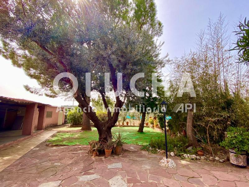 Foto ec06167d-289c-47d3-bffc-7a8d2ed243d1. House with parking in Onda