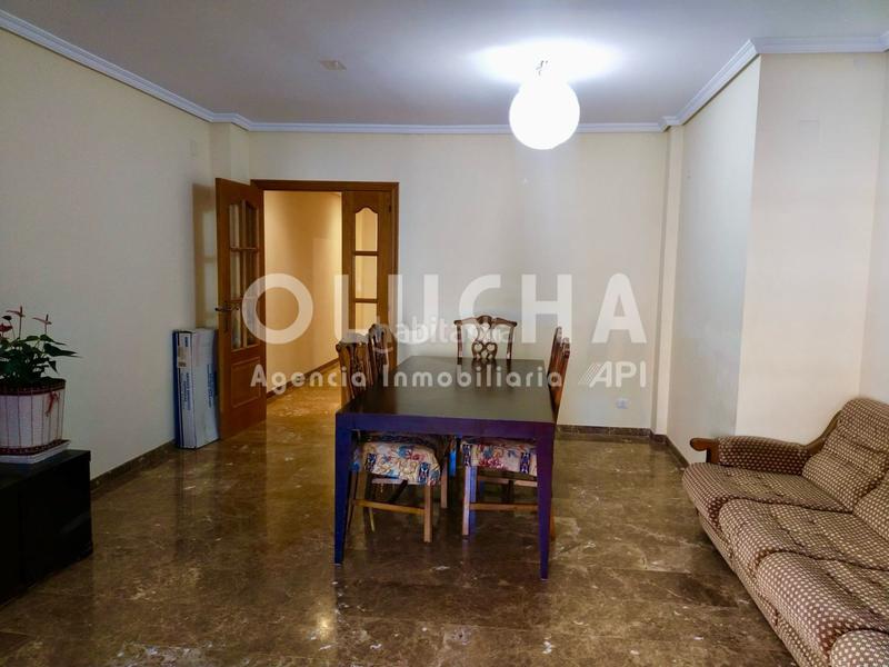 Foto 08ff45c7-303a-417e-8404-5b51347cfe72. Flat with parking in Onda