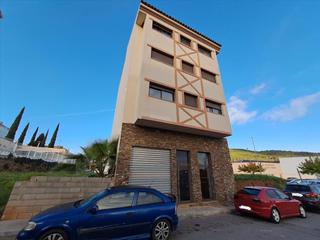 Local Comercial a Tales. Local com. en venta en tales.