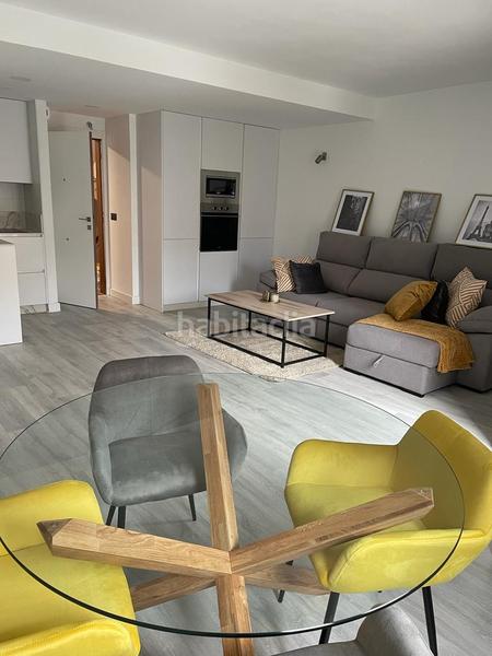 Foto 3a23ea7d-3345-435a-aee7-7f745ffc5141. Alquiler piso apartamento reformado ideal parejas en Granada