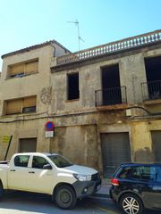 Edificio en Sant Celoni. Edificio