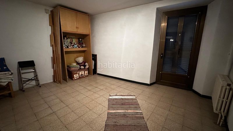 Foto 8e6c2492-25a0-4d17-bc74-378e0d57be61. Casa adossada a Riells i Viabrea