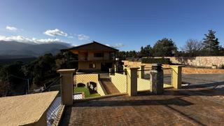Chalet dans Riells i Viabrea. Fantstica casa!