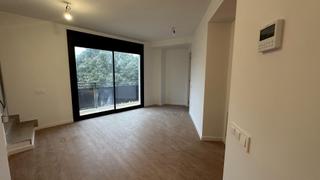 Zweistöckige Wohnung in Sant Celoni