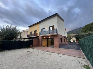 Casa adossada a Gualba
