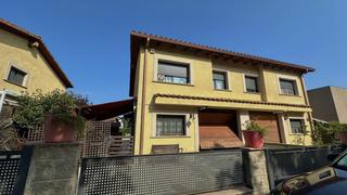 Casa adossada a Gualba