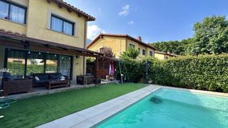 Casa a schiera in Gualba