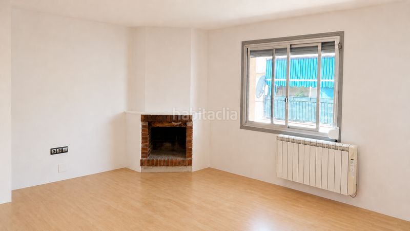 Foto 0dbdec32-b39a-4546-8d4c-b41fbfad94c0. Pis a Sant Celoni
