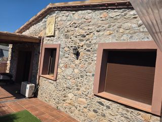 Miete Reihenhaus in Gualba. Se alquila casa reformada en gualba de baix