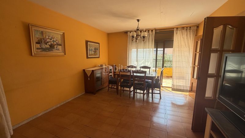 Foto 1cd83b3c-556e-458f-8807-729660b368c4. Casa adossada amb calefacció aparcament a Sant Celoni