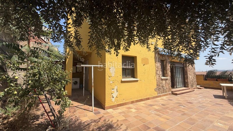 Foto e15d93f1-8091-4ea8-8a1f-e26e9fd99dcc. Casa adossada amb calefacció aparcament a Sant Celoni