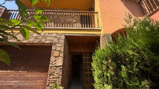 Casa adossada a Sant Celoni. Casa en venta en el tur�, sant celoni
