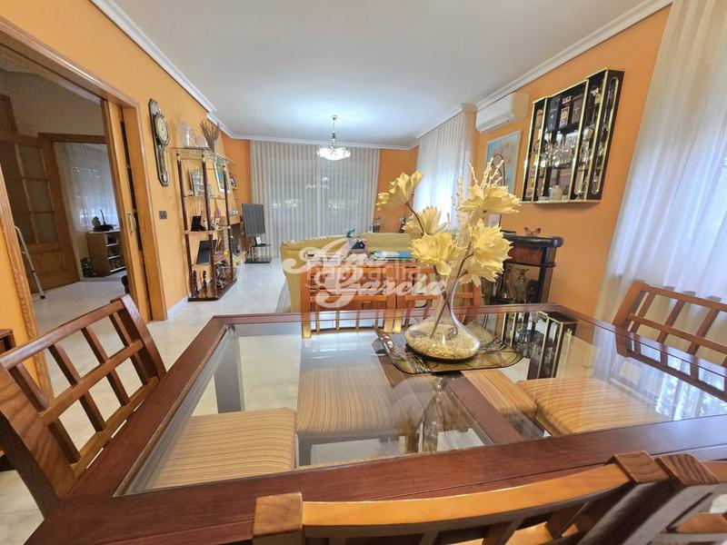 Foto 2b36e738-c572-44c4-807d-7205e7a2c428. Haus mit heizung parking pool in El Guijo-Colonia España Galapagar