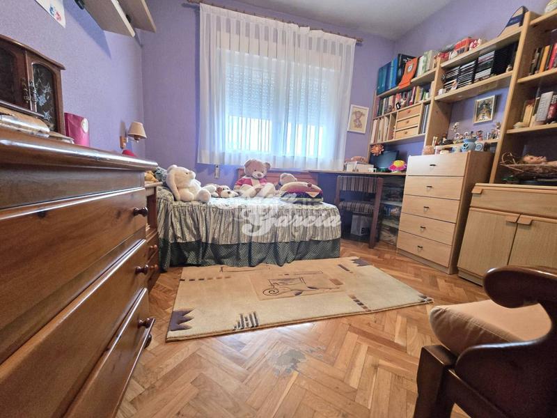 Foto 558135a3-c02c-405b-b234-67c15f9b3d96. Haus mit heizung parking pool in El Guijo-Colonia España Galapagar