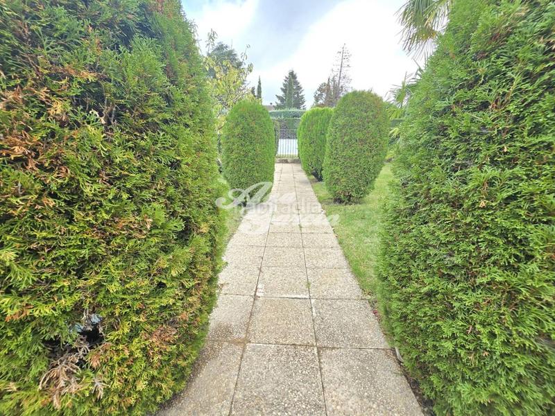 Foto 93d1d8b0-773c-4d07-86fd-7c6f250a5551. Haus mit heizung parking pool in El Guijo-Colonia España Galapagar