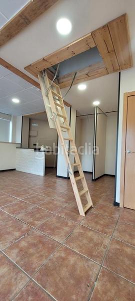 Foto b1a77768-7beb-4def-9f85-3cde16cca75f. Lloguer local comercial a Zona Esportiva Terrassa