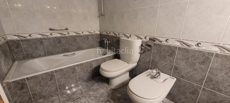 Foto 3144a82c-9eba-4055-b445-5ce24dbe4e92. Casa adossada amb calefacció aparcament a Sant Pere Nord Terrassa