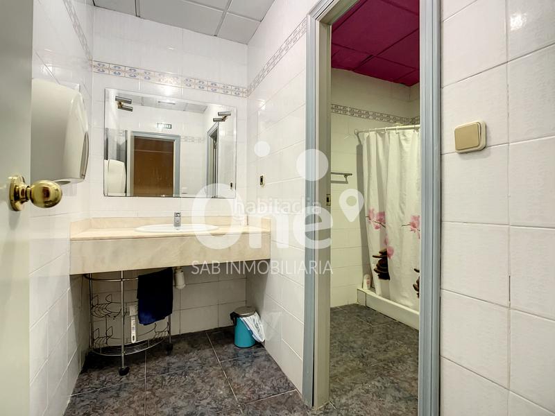 Foto f1dc0f71-e053-42e8-a82e-5df4b8595587. Local comercial a Santa Rita Paterna