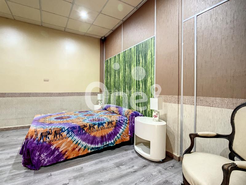 Foto f6766d91-ae1b-468f-84e3-69cc04429899. Local comercial a Santa Rita Paterna