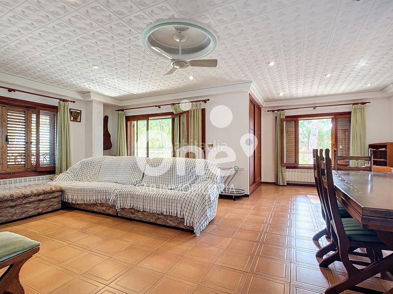 Foto 0586ab40-83a3-4540-9a40-9a3fd2cbf482. Chalet mit parking pool in El Bosque Chiva