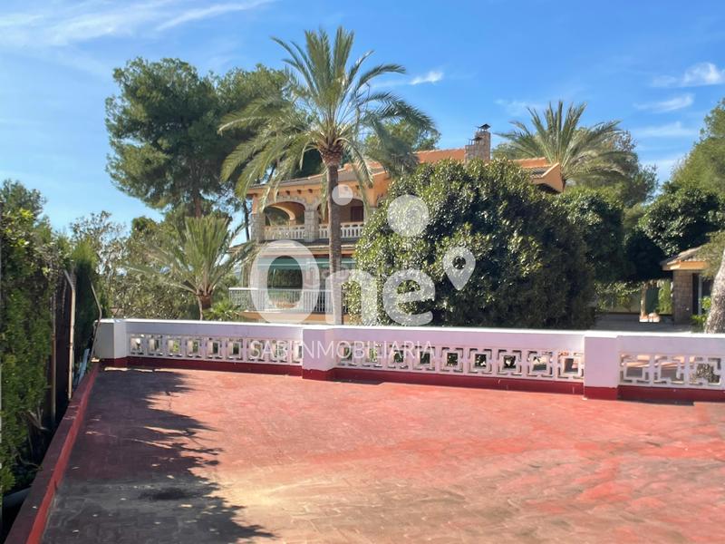 Foto 55b85775-0b97-4f76-8f01-c5e029a4cf88. Chalet mit parking pool in El Bosque Chiva