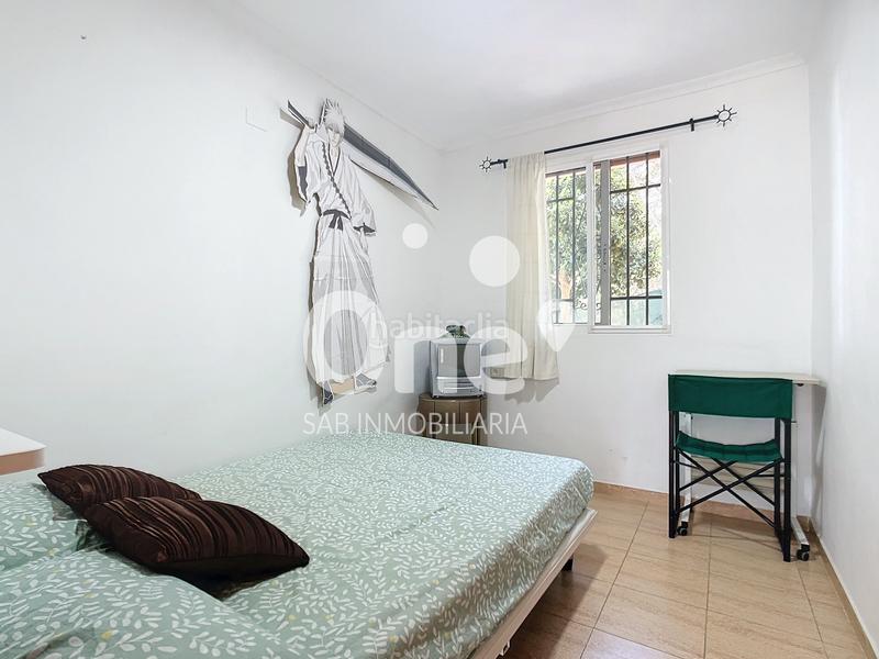 Foto a6d718cc-6984-4234-8680-aac68488f8c9. Chalet mit parking pool in El Bosque Chiva