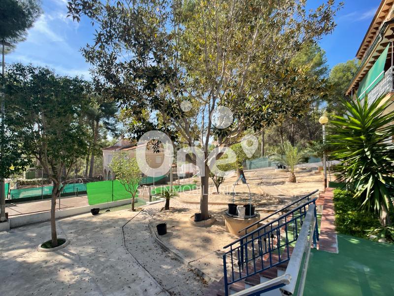 Foto ad4e6d5a-8080-4554-85ba-26a2b48709e4. Chalet mit parking pool in El Bosque Chiva