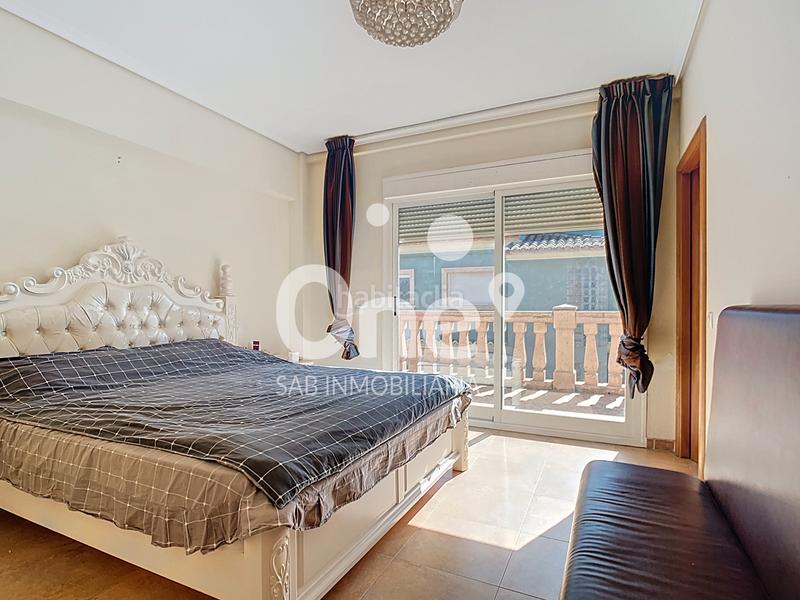 Foto 1275610d-9ba4-4596-8114-dacb2233ce3d. Chalet dans calle alcublas 16 dans El Carme-Sant Agustí-Bonavista Eliana (l´)