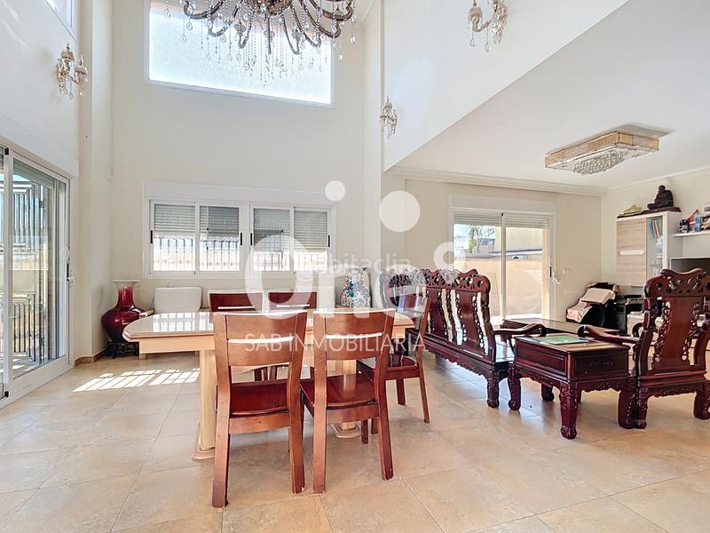 Foto 244844b0-2eec-4d10-ac6e-1678530d6bf3. Chalet dans calle alcublas 16 dans El Carme-Sant Agustí-Bonavista Eliana (l´)