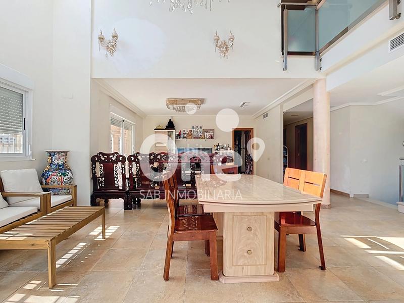 Foto 26045213-18e1-4681-b443-77e55f778431. Chalet dans calle alcublas 16 dans El Carme-Sant Agustí-Bonavista Eliana (l´)