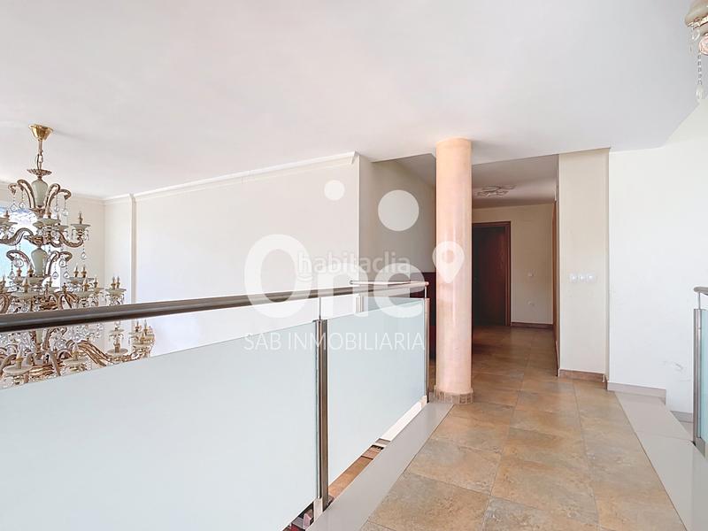 Foto 8c350138-8903-42fb-97e6-dd4e03724a37. Chalet dans calle alcublas 16 dans El Carme-Sant Agustí-Bonavista Eliana (l´)