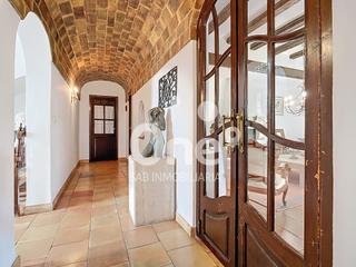 Xalet  Calle rincón del molino. One sab inmobiliaria te presenta esta masía única donde la esenc