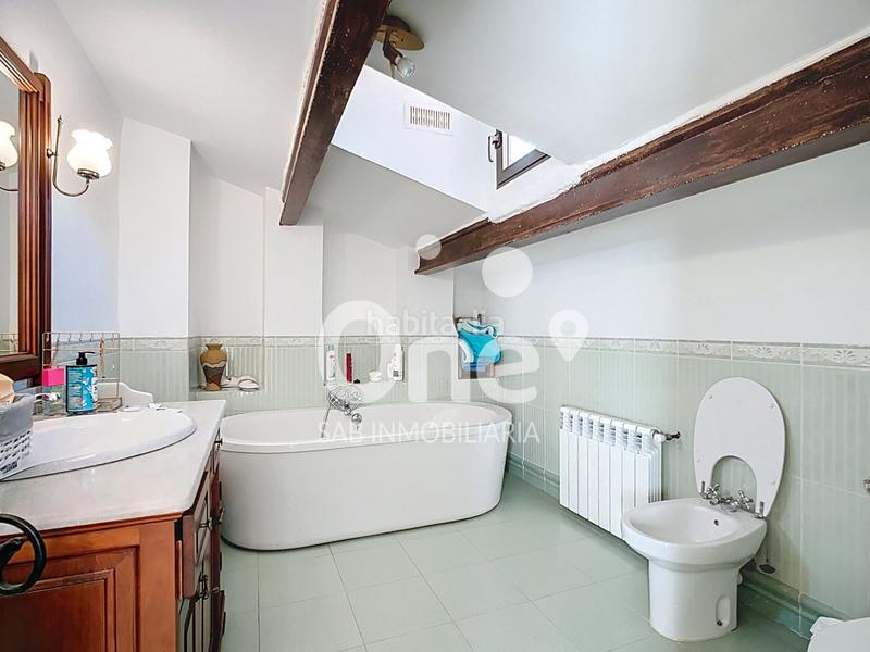 Foto 3903afbb-3903-44f1-a994-3daa24adb39c. Xalet amb xemeneia calefacció piscina a Urbanizaciones Llíria