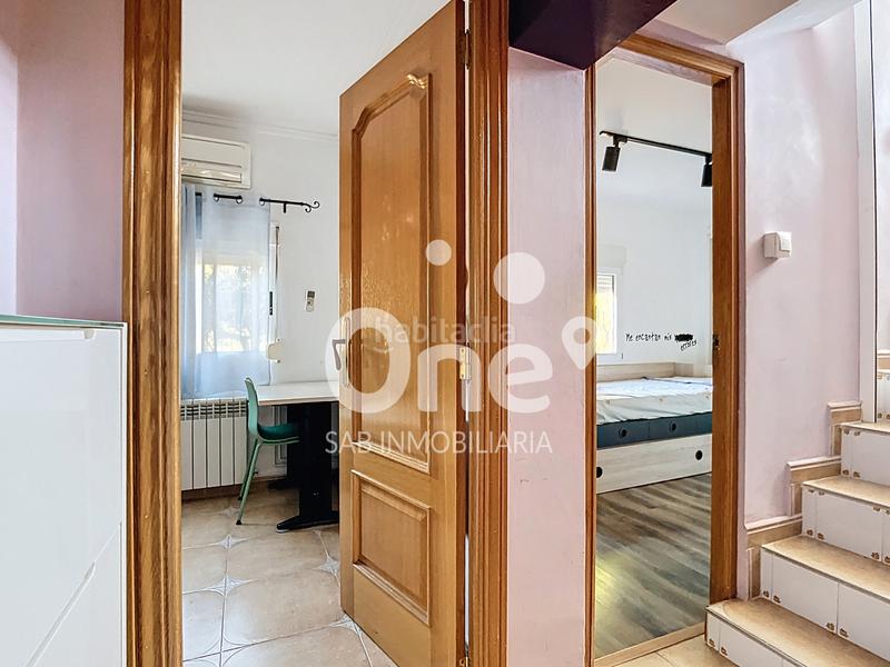 Foto 4cf72d62-64b6-4936-ab93-ba3422c1a556. Xalet amb xemeneia calefacció piscina a Urbanizaciones Llíria