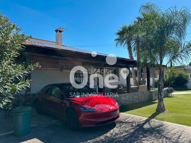 Foto 7a49fc99-8426-4e98-a307-7677726ee393. Xalet amb xemeneia calefacció piscina a Urbanizaciones Llíria