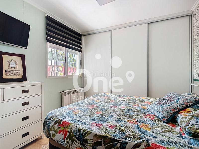 Foto b023607a-0826-462b-abe4-84ad35df47c9. Xalet amb xemeneia calefacció piscina a Urbanizaciones Llíria